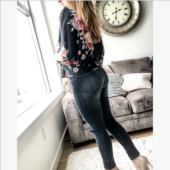 Lana Busted Knee Jeans - Picture 4 of 5